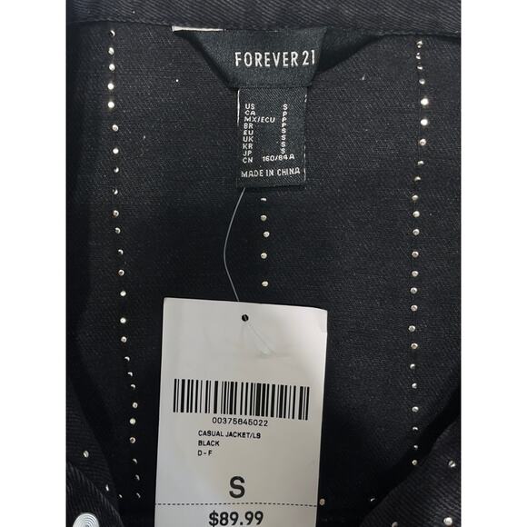 Forever 21 black cropped denim jacket with silver studs sz S Y2K festival glam - Picture 3 of 4